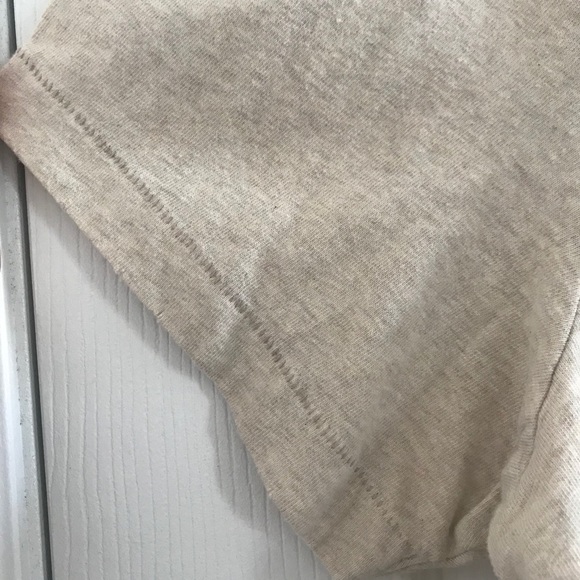 💐Spring Pick💐 Oatmeal Aeropostale Tee - Picture 6 of 9